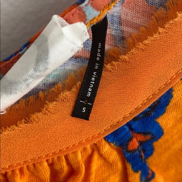 Akemi + Kin Top - Picture 5 of 8